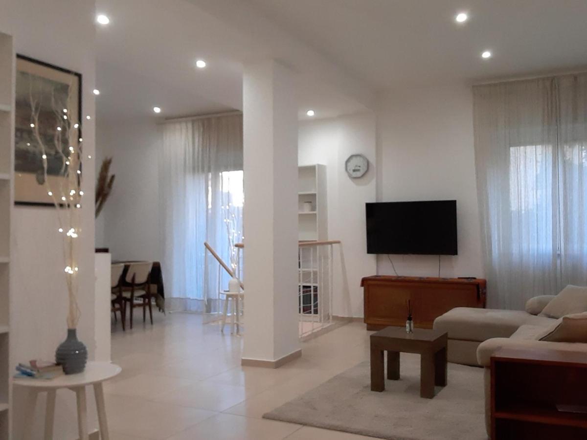 Apartamento Casa Galante Ostia Centro Exterior foto